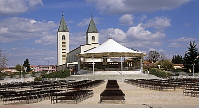 Gebetsstätte bei der St.-Jakobus-Kirche - Medjugorje