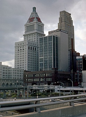 Carew Tower (rechts) und Central Trust Bank Tower (links) - Cincinnati