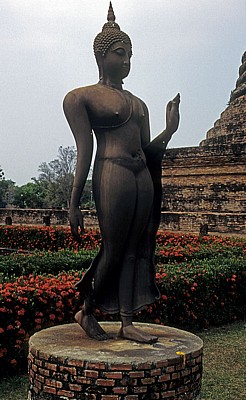Geschichtspark Sukhothai: Wat Sra Si - Buddha - Sukhothai