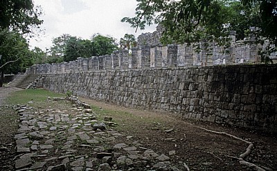 Grupo de las Mil Columnas (Halle der Tausend Säulen) - Chichén Itzá