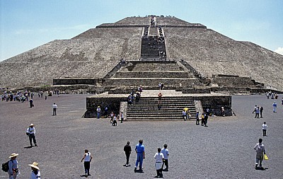 Pirámide del Sol (Sonnenpyramide) - Teotihuacán