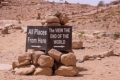 Hinweisschild The View The End of the World - Petra