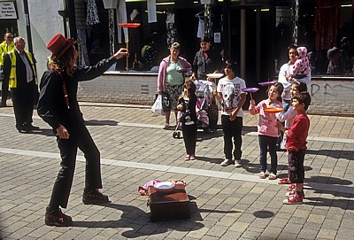 Straßenkünstler: Jongleure mit Jongliertellern - Haverhill
