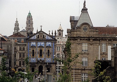 São Bento: Fassade mit Azulejos - Porto