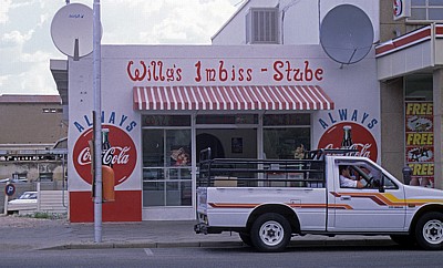 Independence Avenue: Willy's Imbiss-Stube - Windhoek