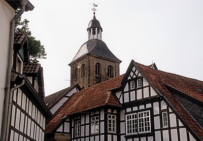 Fachwerkhäuser vor der Ev. Stadtkirche - Tecklenburg