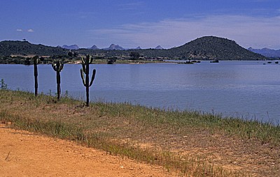 Osborne Dam (Erdschüttungsstaudamm): Stausee - Manicaland Province