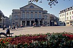 DDR: Goethe- und Schiller-Denkmal vor dem Nationaltheater - Weimar