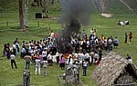Grand Plaza (Große Plaza): Heiliges Feuer der Maya - Tikal