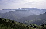 Jakobsweg (Navarrischer Weg): Blick auf die Pyrenäen - Pyrenäen (F)