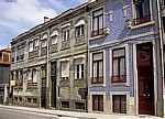 Jakobsweg (Caminho Português): Hausfassaden mit Azulejos - Porto