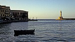 Venetianischer Hafen: Venetianischer Leuchtturm (rechts) - Chania