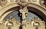 Catedral de Santiago de Compostela (Kathedrale): Jakobskreuz und -muscheln (Westportal, Detail) - Santiago de Compostela