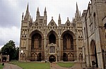 The Cathedral Church of St Peter (Kathedrale): Westfassade - Peterborough