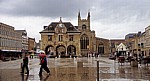 Cathedral Square: Peterborough Guildhall - Peterborough